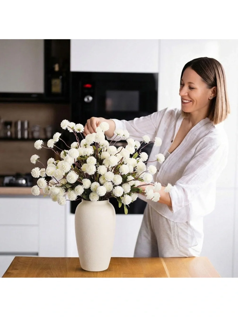 24 Pcs Creamy White Artificial Chrysanthemum Flowers, Faux Silk Mums new in box